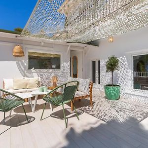 Casa De La Playa. Beach House With Magnificent Sea